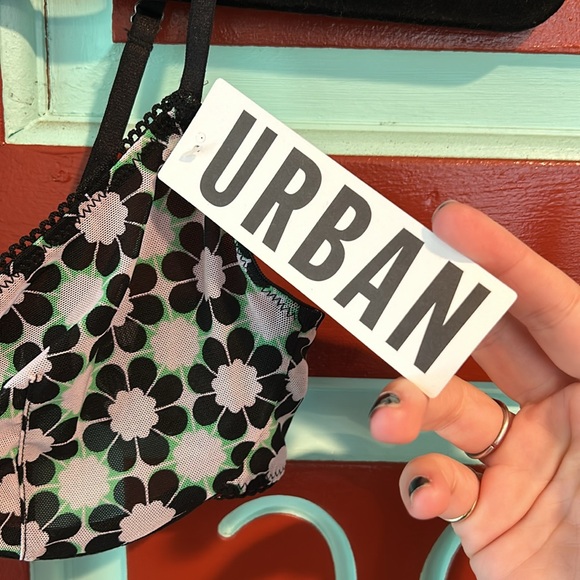 NWT Urban Outfitters out from under Floral unlined underwire bra / bralette. 34C - Picture 10 of 10